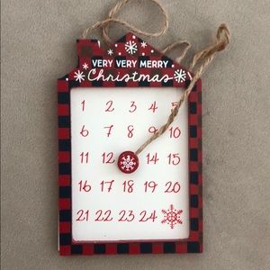 Christmas countdown magnetic calendar ornament nwt
